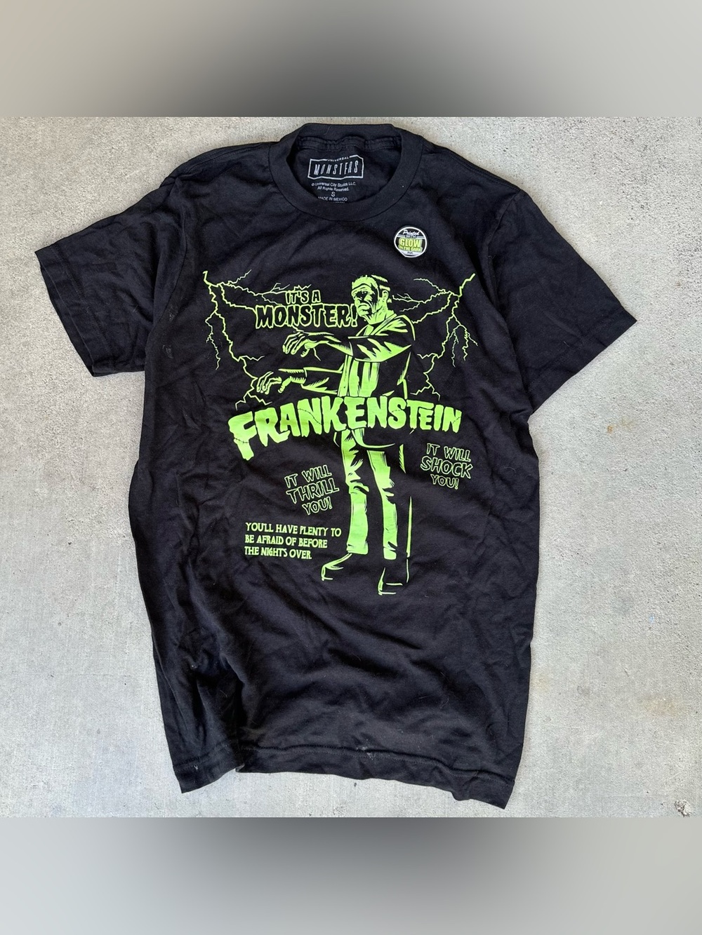 Frankenstein Horror Glow In The Dark Halloween T-Shirt Universal Monsters Size S